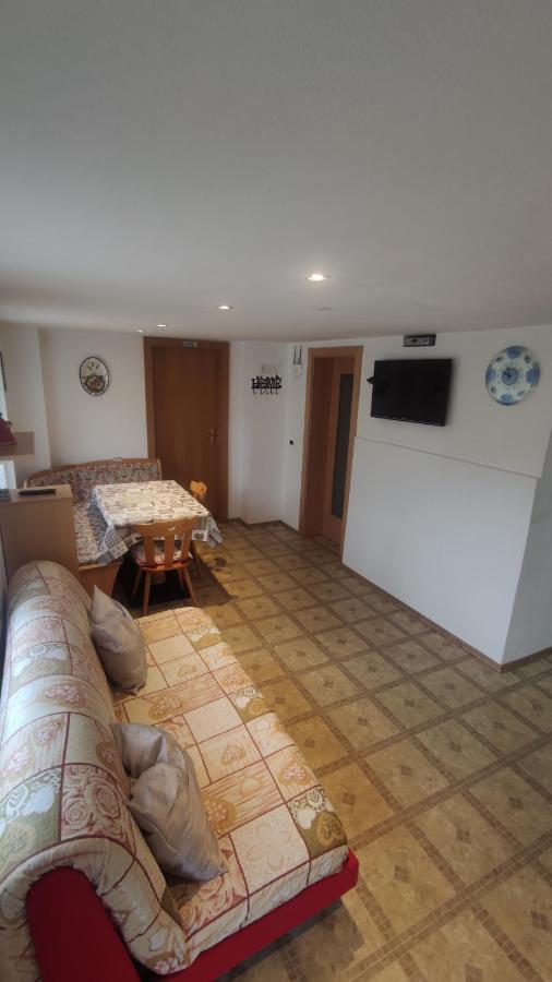 Ciasa Andy Apartment บาเดีย ภายนอก รูปภาพ